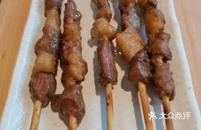 Fatty and Lean Lamb Skewers