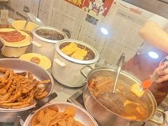 -柳州肥姨妈大骨螺蛳粉(东靖路店)
