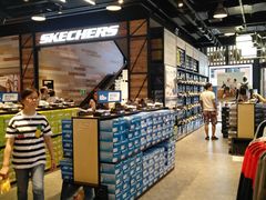 -SKECHERS 斯凯奇(上海国际时尚中心店)