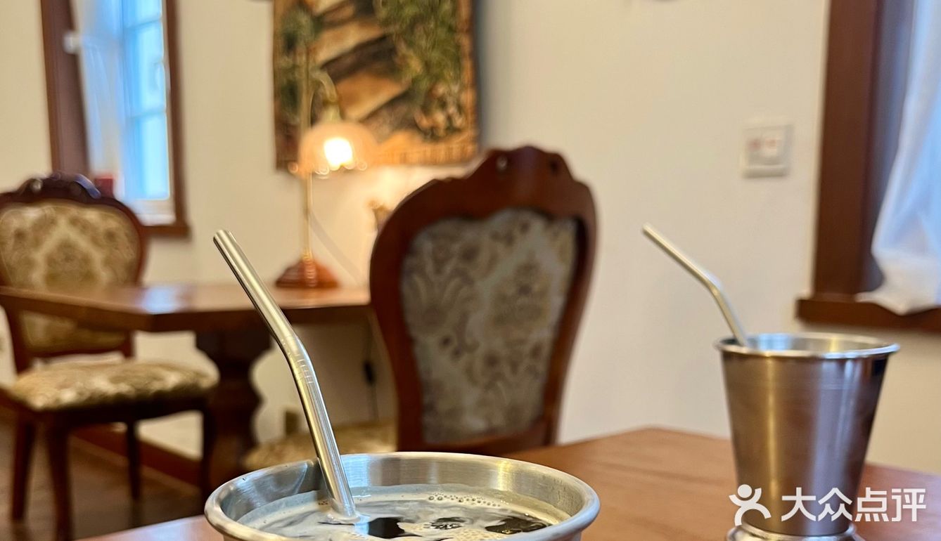 小院里的午后时光