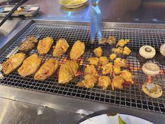 -马路牙子烧烤音乐酒馆(望京店)
