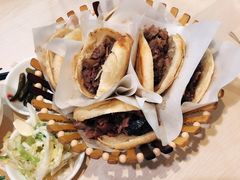 精品火烧-闫家驴肉老店(华电一校店)