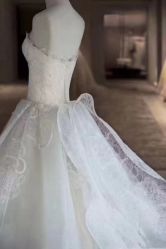点击看大图 -Lady Jane高端婚纱礼服馆