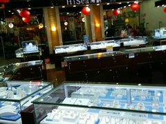 -佳品超市(三亚华庭店)
