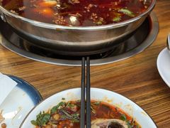 -老表牌·蛙蛙鸡冷锅鱼(成都东站店)