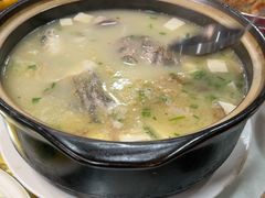 -土砂锅生态山庄·非遗砂锅雅鱼