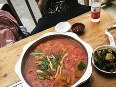 -苗家恒灵酸汤鱼-跳水牛肉连锁店(凯里总店)