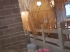 -湘西小馆(滨河路店)