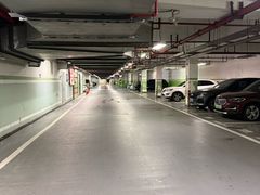 -巴黎春天-停车场(成山店)