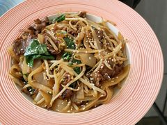 干炒牛河-卖花卖汤(荣祥广场店)