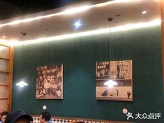 大堂-胡须佬鸡煲四季火锅店(石厦西村直营店)