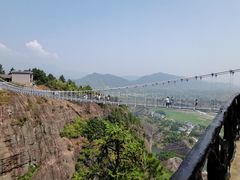 -玻璃桥景区石牛寨