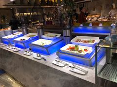自助取餐区-海鲜自助·汇咖啡厅(宜宾绿发皇冠假日酒店)