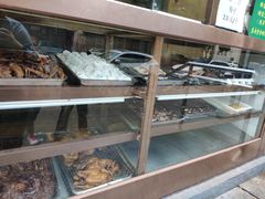 面包甜点陈列柜-老回回饺子馆(海洋馆店)