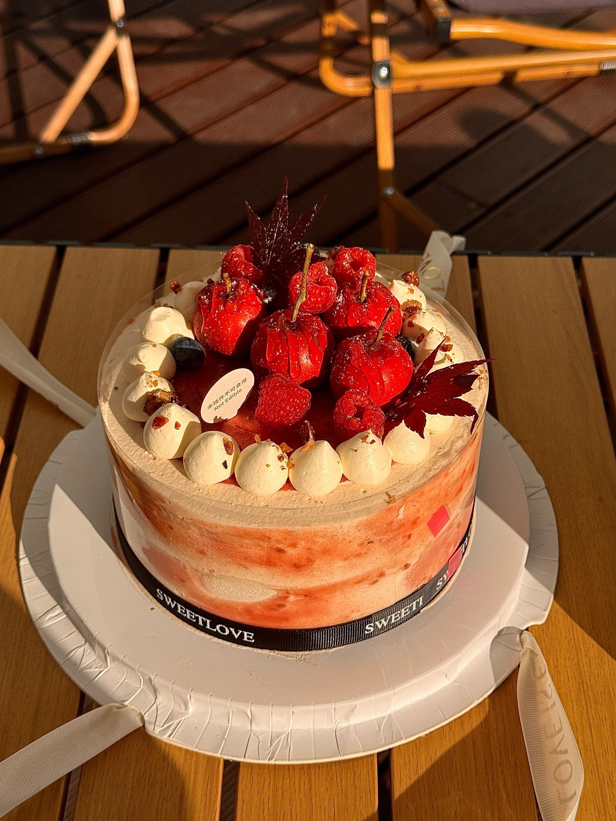 麦果优品这次的新品蛋糕简直太好看啦❗️