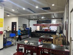 -牛一嘴·兰州牛肉面·大盘鸡(财富中心店)