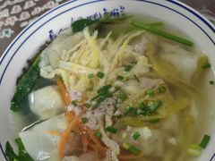 -长人馄饨铺(解放街店)