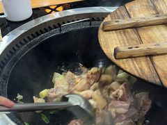 -邹家军铁锅炖(杨家湾店)