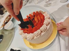 粉色玫瑰生日蛋糕-花花卷卷·鲜食蛋糕(静安久光百货店)