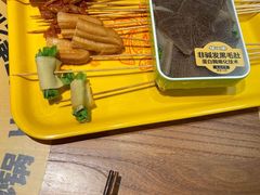 -牛小嫩串串火锅(老国贸总店)