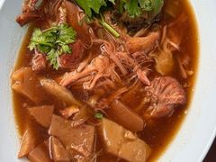 -Kha Mu Charoensang(Silom)