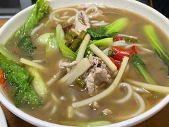 -牛八宝桂林米粉(八里庄店)