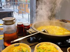 -石锅苗苗鱼(武汉首店)