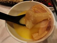 -鲜入围煮花胶鸡海鲜火锅