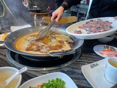 -老船舫·现做活鲜鱼馆(东郊记忆店)