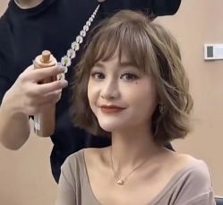 -阿莲新妆护肤造型