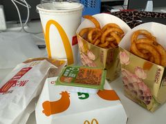 -麦当劳(宝山大厦店)