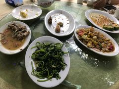 -荔枝园美食山庄(贞山风景区店)