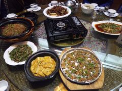 -逸兴楼·地道长沙菜(六沟垅店)
