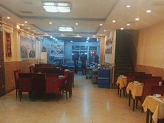 -鑫渔港海鲜本地菜·山海关浑锅(东戴河店)
