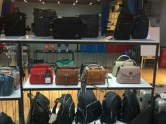 -百联临沂购物中心(临沂路店)
