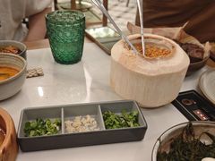 -喃喃椰·糟粕醋·椰子鸡火锅(七堡花园店)