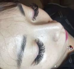 -七月美睫 美甲