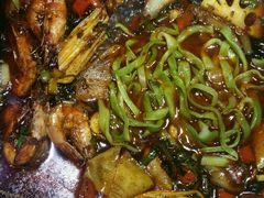 -老佛爷炭火蛙锅直营(清滨路总店)