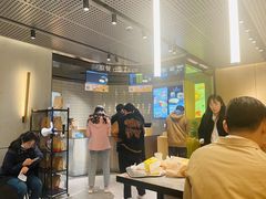 -麦当劳(徐汇漕溪北路百脑汇店)