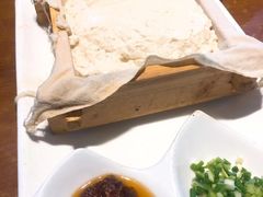 一块豆腐-95号酱骨·一块豆腐(展春园西路店)