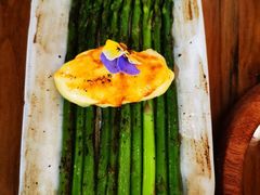 -304/BRUNCHRESTAURANT