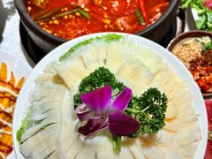 -贵府酸汤牛肉火锅·贵州老字号(飞山街店)