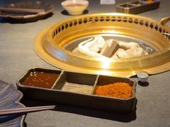 -铭牛烧肉·和牛海鲜自助(高新月牙湖店)