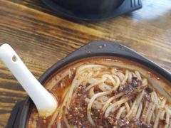 -箐山海鲜砂锅麻辣烫