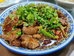 -杨三娘跷脚牛肉(羊子山西路店)