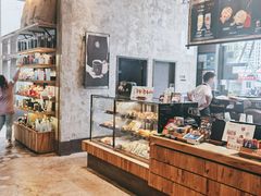 面包甜点陈列柜-星巴克臻选(湖滨道店)