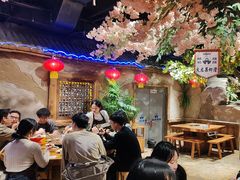 -城墙拐拐火锅(三峡广场黑金冠店)