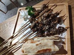 -衡哥肉铺