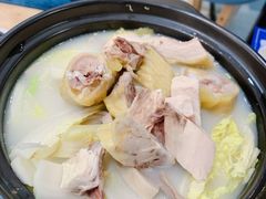 -正東记港味烧腊餐室(天鹅湖银泰城店)