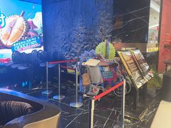 -雍容荟帝王蟹活龙虾展台自助(IFS黑金店)